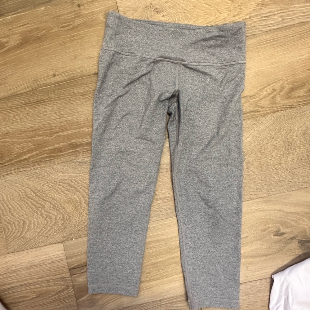 Lululemon crop leggings